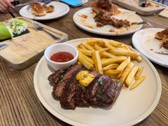 -Common Table · Brunch & Coffee
