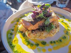 -Bully Hayes Restaurant & Bar