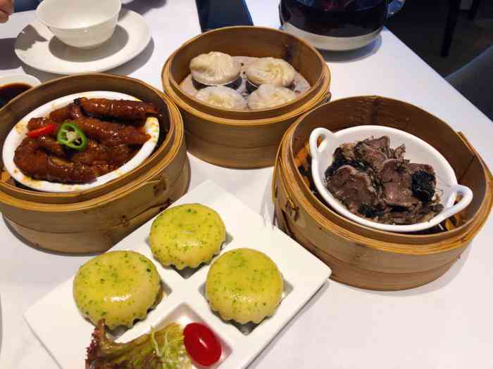 石狮荣誉国际酒店·港誉茶餐厅-"「真虾饺」满满的一只都是料 虾肉