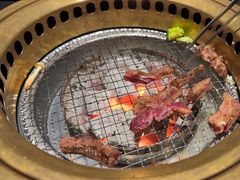 -山川小町·极番烧肉(新地假日广场店)