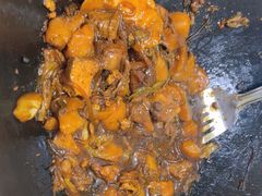 -粘豆包柴火铁锅炖