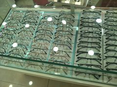 -罗创丹阳眼镜(童卫路店)