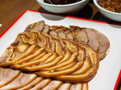 酱肉拼盘-娄三少·老北京春饼烤鸭家常菜(富力又一城店)