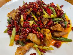 火爆肥肠-易老妈蹄花.特色川菜(人民公园总店)