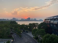 -上海滴水湖皇冠假日酒店