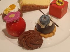 -广州万富希尔顿酒店-感趣自助餐厅·生蚝海鲜刺身