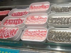 -遇上西雅图多融合海鲜自助餐厅(中房金谊广场店)