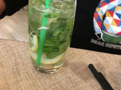 -东方红海鲜百汇(国际大厦店)