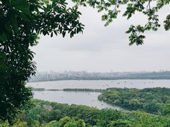 -宝石山
