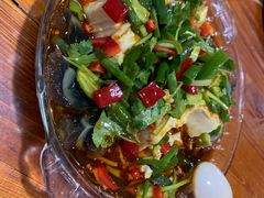 皮蛋拌豆腐-六禾熏酱小酒馆·东北菜(海甸岛店)
