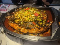 -江边城外烤全鱼(世茂广场店)