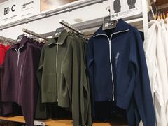 -优衣库(上海正大广场店)