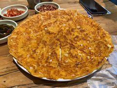 辣白菜海鲜饼-京玉菲饭店(李村店)