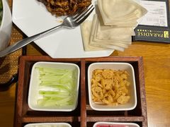 -乐忻皇朝(上海中心大厦店)