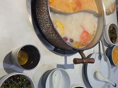 -濠七糟粕醋•海南酸汤火锅(中关村店)