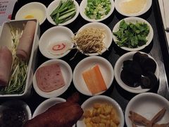 -妈妈故事米线(市府恒隆店)