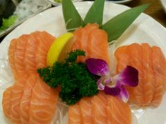 -青瓦餐厅·生鱼片·韩园烤肉(西塔店)