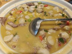 -头上红煨盐鸡·非遗院子餐厅