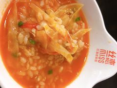 酸汤泡饭-丝恋丝娃娃(金阳国贸店)