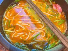 -良米山·云南野生菌过桥米线(上海首店)