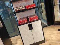 -Laderach 莱德拉(上海环贸iapm店)