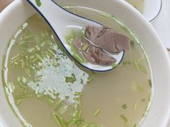 -河间正宗驴肉火烧(听海居店)