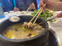 -鲁朗纳麦石锅鸡庄园