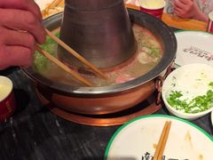 -南门四季铜锅涮肉(左家庄店)