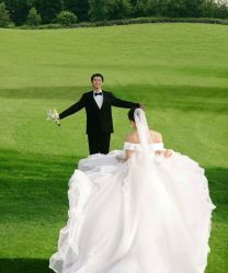 -挪娅婚纱摄影皇家会所