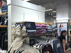 -GAP(王府井奥莱·香江小镇店)