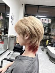 -首脑美发沙龙