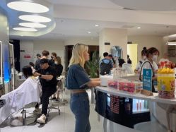 -PE SALON