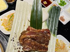 -木槿花韩式炭烤·熟成肉工坊(孙文东路店)