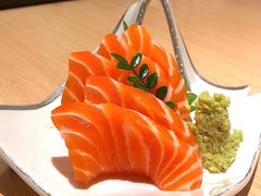 三文鱼腩刺身-小山日本料理(电子大厦店)