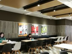 大堂-肯德基(东安路站店)