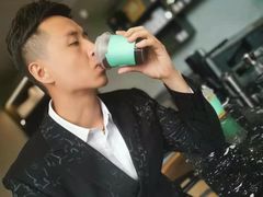 -HUG·拥抱咖啡(郑州宝龙广场店)