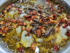 酸菜鱼-黑皮酸菜鱼(绣花巷店)