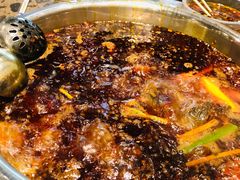 -肖肖酸萝卜鱼火锅(总店)
