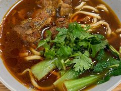 -醉牛腩·面小馆
