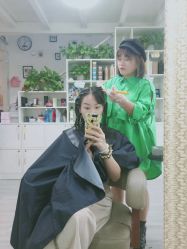 -起点潮色造型