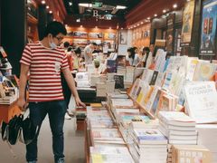 -西西弗书店(城西银泰城店)