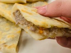 羊肉馅饼-那达慕蒙古风味酒楼