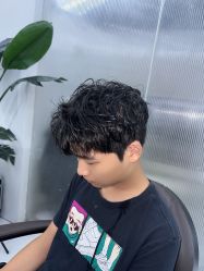 -尤司男士国潮理发馆