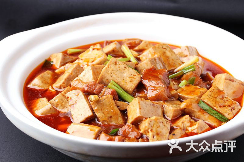 鱼杂酱肉汁焖豆腐