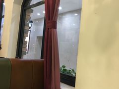 -闫府私房菜(经四路万达店)