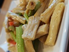 凉拌鲜腐竹-阿九笨鸡蛋手擀面(总店)