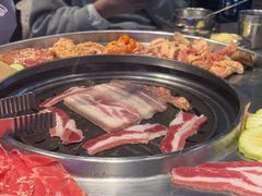 -哈哈碳都·牛肋条无限自助烤肉(台江万达店)