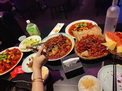 -粉墨特色菜·烧烤音乐酒馆