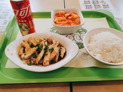 -老乡鸡(武汉中南梅苑小区地铁站店)