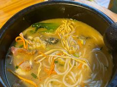 -勺子米线·云南传统小吃市集(四方街店)